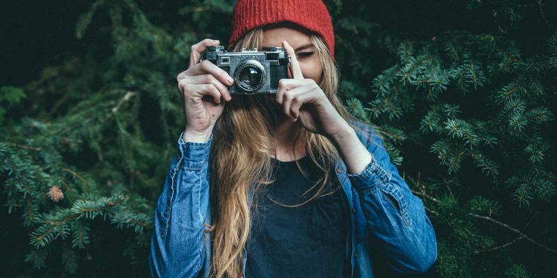 从开胃酒到消化酒：解码法式饮食的时间艺术与巴黎风情